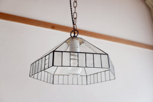 52- 古ガラスの傘